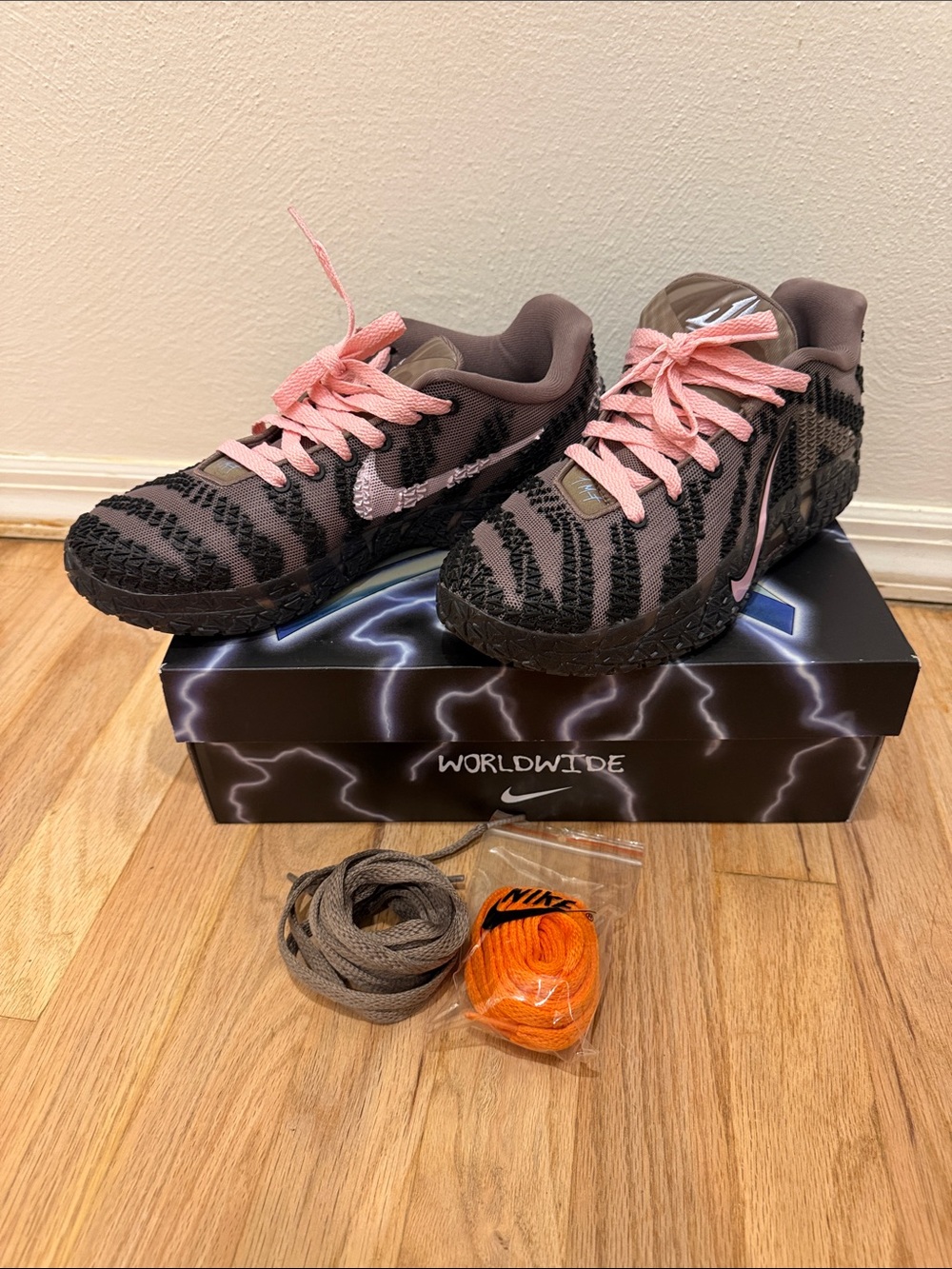 Nike JA 3 Showstopper Sneakers
